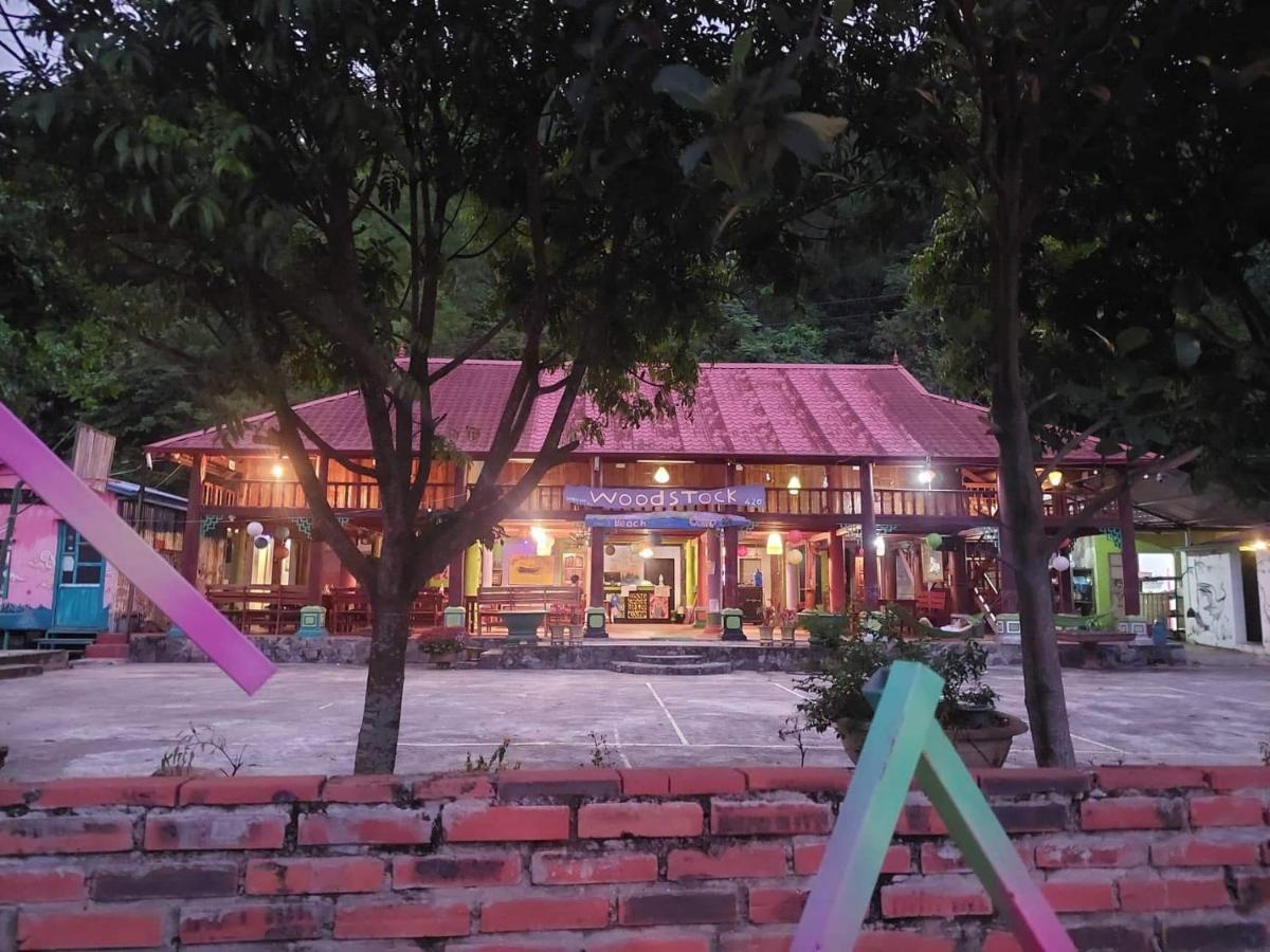 Woodstock Beach Camp Hien Hao エクステリア 写真